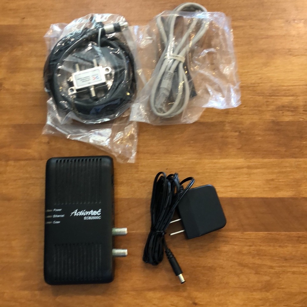 ACTIONTEC Ethernet to Coaxial Cable ECB2500C MoCA Device Wired Internet